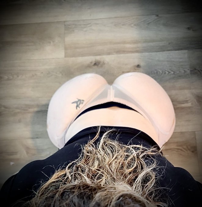 Watch Jazmyne Day's leaked NSFW photo on TwXstars