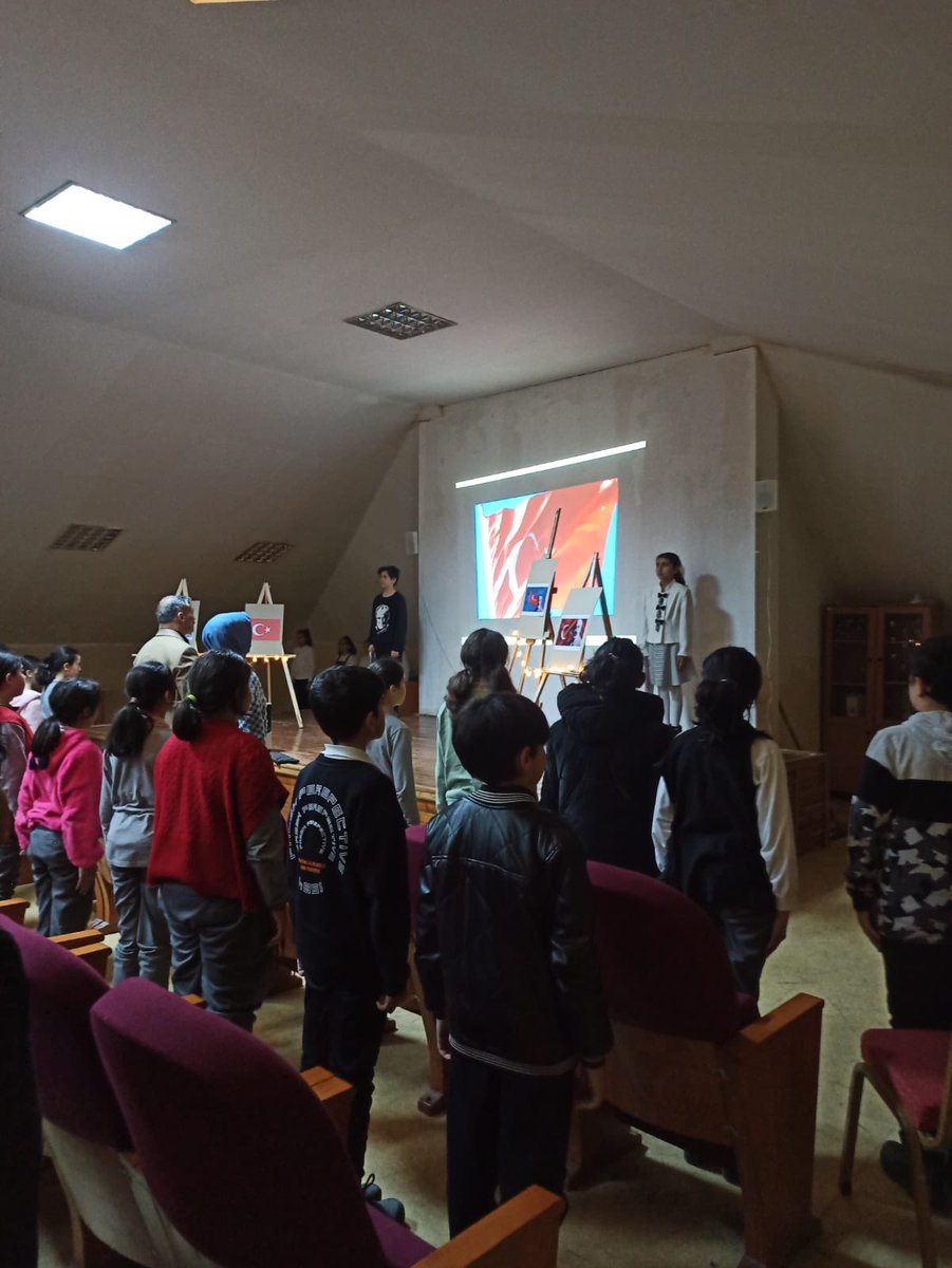 🇹🇷Okulumuzda 12 Mart İstiklal Marşı'nın kabulü ve Mehmet Akif Ersoy'u Anma Günü programı yapıldı. Emeği geçen öğretmen ve öğrencilerimize teşekkür ederiz.@AgriValilik <a href="/agrimem/">AĞRI MEM</a> <a href="/hasan_kokrek/">Hasan Kökrek</a> <a href="/aatilla04/">Abdullah Atilla</a>