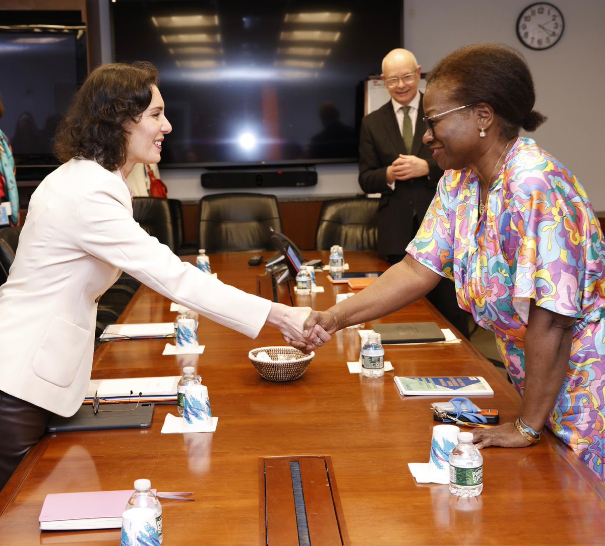 Hadja Lahbib tweet media