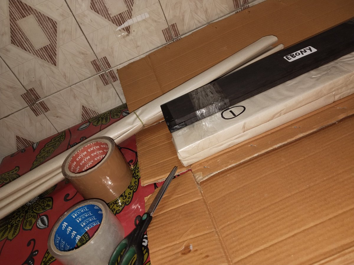 qureshyan01's tweet image. Ebony wood ( Diospyros Ebenem )
fingerboard
 size: 530*70*9mm
Origin: India
Grade : A
Colour: Natural black

#Ebonywood #forsale #Guitar #woodshop #luthier #rosewood #guitar #Fingerboard #Oud #ViolinBow #ukulele #violinfingerboard