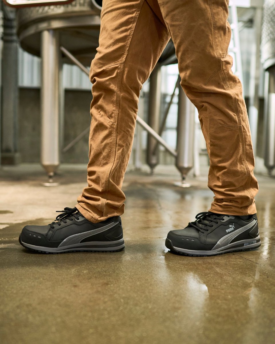 shoesforcrews's tweet image. Classic PUMA® street style + Shoes For Crews slip-resistant safety. Find your favorite PUMA® Safety style today. ow.ly/Q7li50VaXKu 

#slipresistant #shoesforcrews #puma