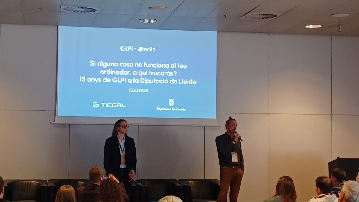 AOC (@consorciaoc) on Twitter photo Seguim amb la sessió del #CGD2025: "Si alguna cosa no funciona al teu ordinador, a qui trucaràs? 15 anys de GLPI a la Diputació de Lleida"
📍Sala A
🗣️Amb Jordi Gervàs i <a href="/oscarbeiro/">O Óscar Beiro</a> Seguim amb la sessió del #CGD2025: "Si alguna cosa no funciona al teu ordinador, a qui trucaràs? 15 anys de GLPI a la Diputació de Lleida"
📍Sala A
🗣️Amb Jordi Gervàs i <a href="/oscarbeiro/">O Óscar Beiro</a>