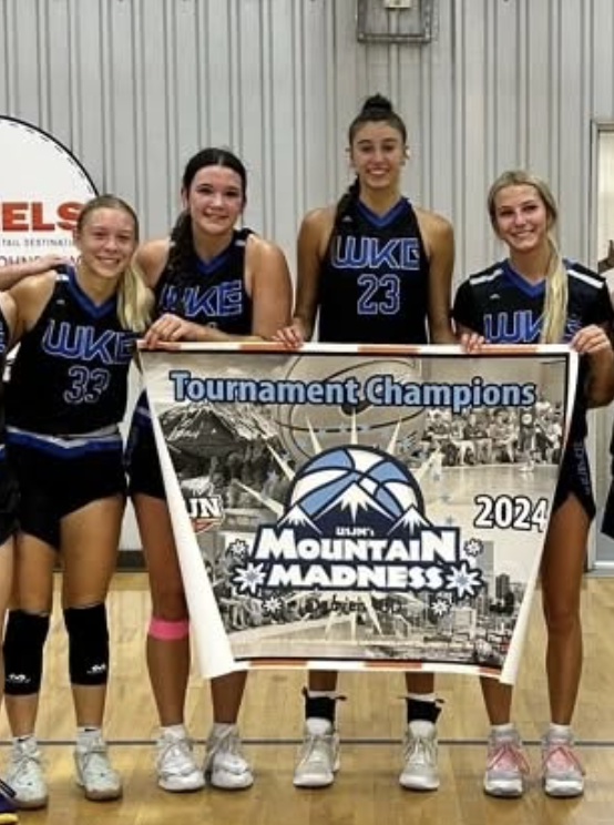 Congrats to <a href="/Lydia_Reed07/">Lydia Reed</a> <a href="/mollycmartin_/">Molly Martin</a> <a href="/ZoeWinter44/">Zoe Winter</a> <a href="/MSoeken33/">Marilyn Soeken</a> on playing in the State tournament today! Had the opportunity to coach all 4 this summer! Great group of girls!