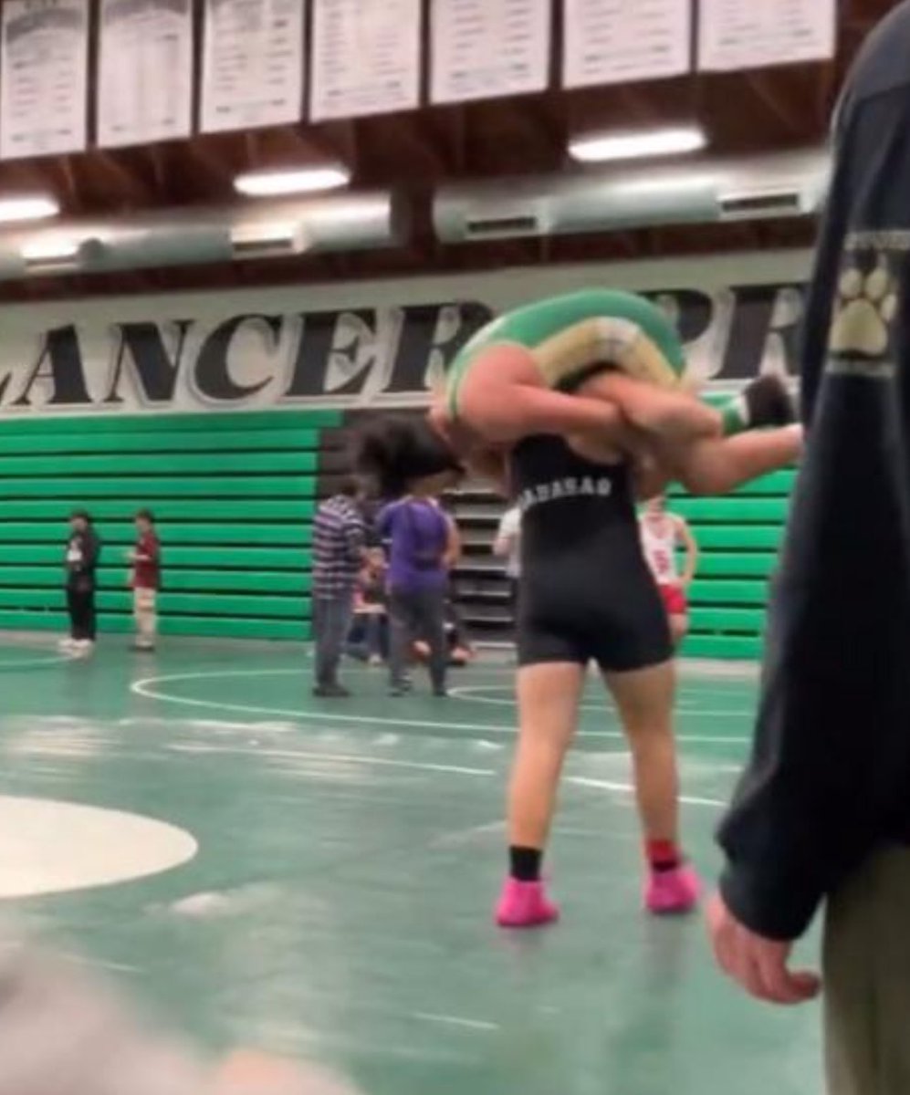 Blessed to have the opportunity to wrestle this year.  Ended my season at league finals (1st Place). Looking forward to getting back in the lab.

21 Wins by Pin or Forfeit 💥
Ended season 22-7🤝
1 Win by Technical Fall 🦾
1st Team All League 🥇
ATH/LB