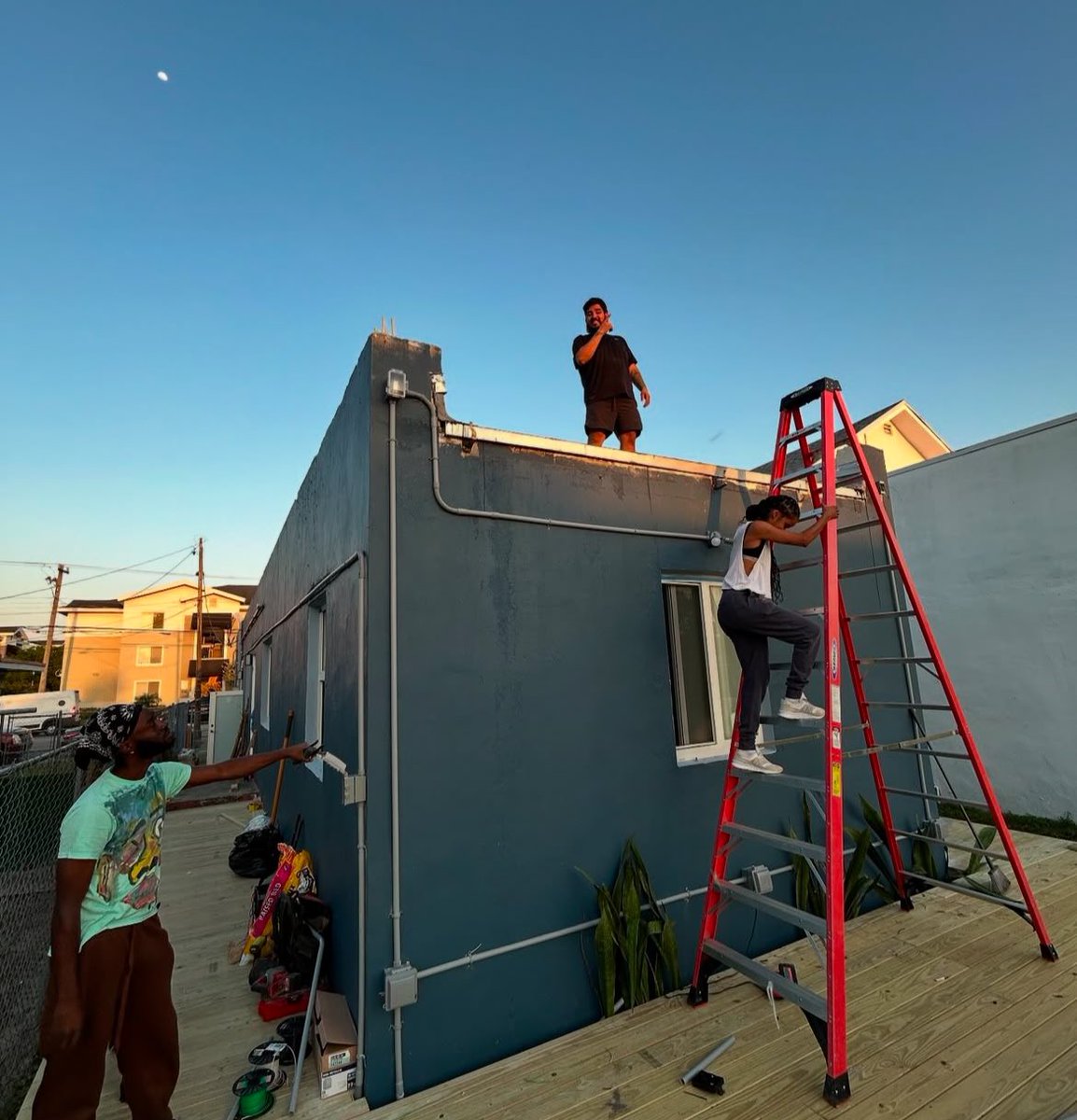 Progression……….

@RootsBlackHouse —> Roots Bookstore &amp; Market ⏳⏳⏳