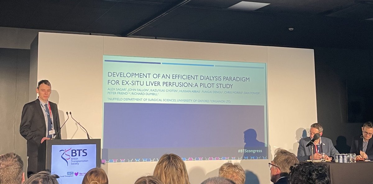 Alex Sagar, our <a href="/The_MRC/">Medical Research Council</a> CRTF, presenting exciting work about different dialysis modalities during liver NMP using an in-house built dialysis device developed by <a href="/Rdumbill/">Richard</a> our <a href="/NIHRresearch/">National Institute for Health and Care Research</a> clinical lecturer