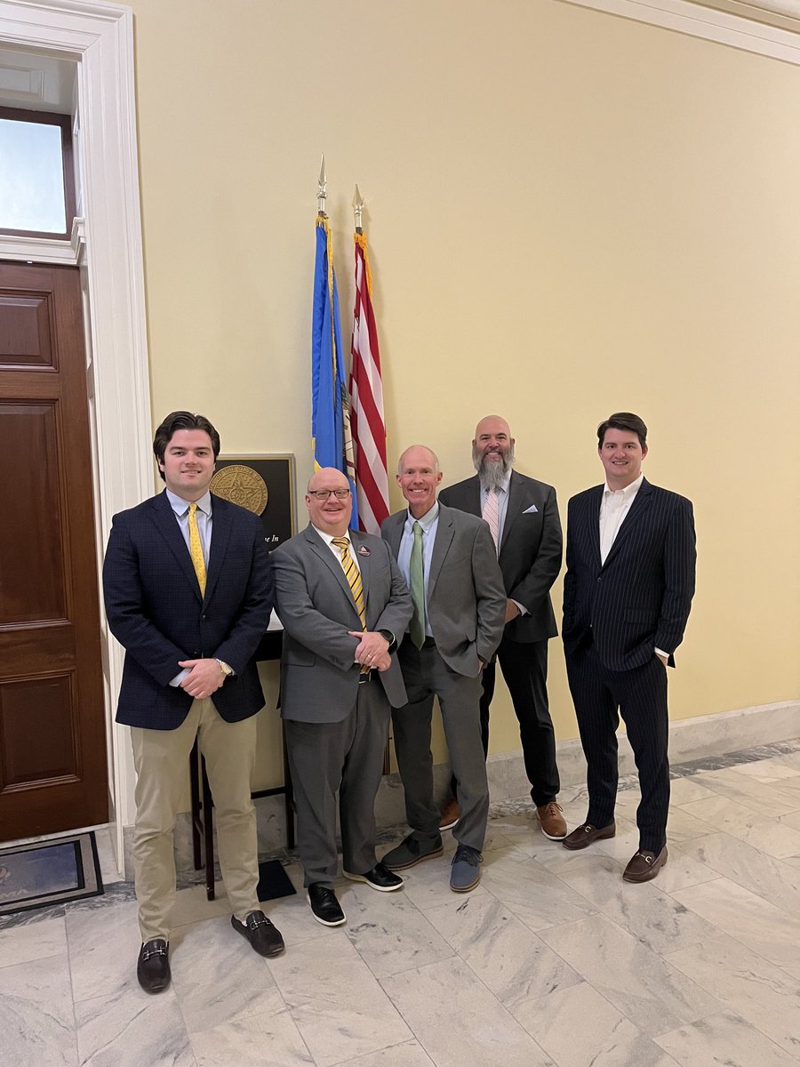 Thank you Cameron &amp; Chris with ⁦⁦<a href="/repkevinhern/">Congressman Kevin Hern</a>⁩ office for meeting with us to discuss the significance of Title funding for our public schools! #PrincipalsAdvocate ⁦<a href="/CCOSA/">CCOSA</a>⁩ ⁦<a href="/OASSP1/">OASSP</a>⁩ ⁦<a href="/OMLEA1/">OMLEA</a>⁩