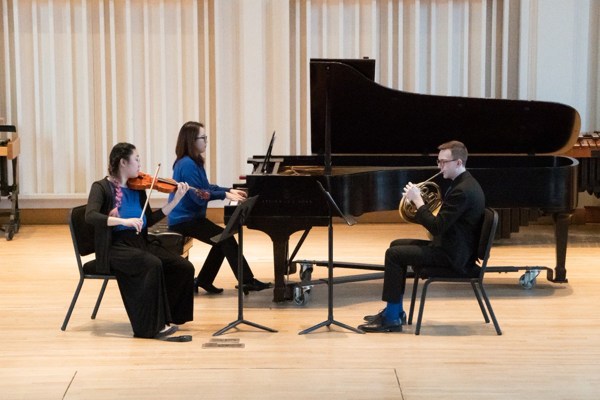 Members of TŌN will perform two free chamber concerts this Friday and Saturday at 6 PM in Olin Hall. Featuring music by Mozart, Haydn, Bach, Schubert, and many more! No tickets or RSVP necessary. More info at ton.bard.edu/tickets/

📸 by Colby Bond of a 2023 chamber concert