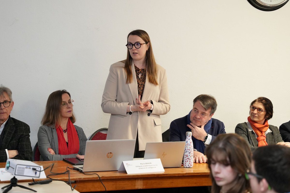 pf_mourier's tweet image. Réunion du #CAVL au Centre du Pâquis AROEVEN à Nompatelize. 👏 Je félicite les élus lycéens de @acnancymetz pour leur engagement et leurs initiatives sur de nombreux sujets : lutte contre le harcèlement scolaire, engagement sportif, #EAC, éducation au développement durable...