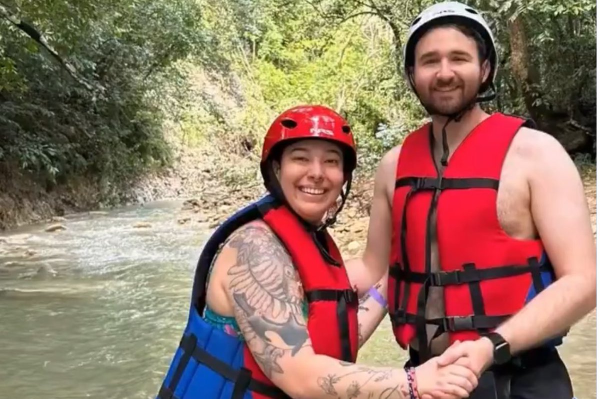 BasedSavannah's tweet photo. @lporiginalg He married a beautiful woman who turned into an overweight tatted up  butch looking lesbian. 

How it started                 Why it ended https://t.co/49kgMw4wGm