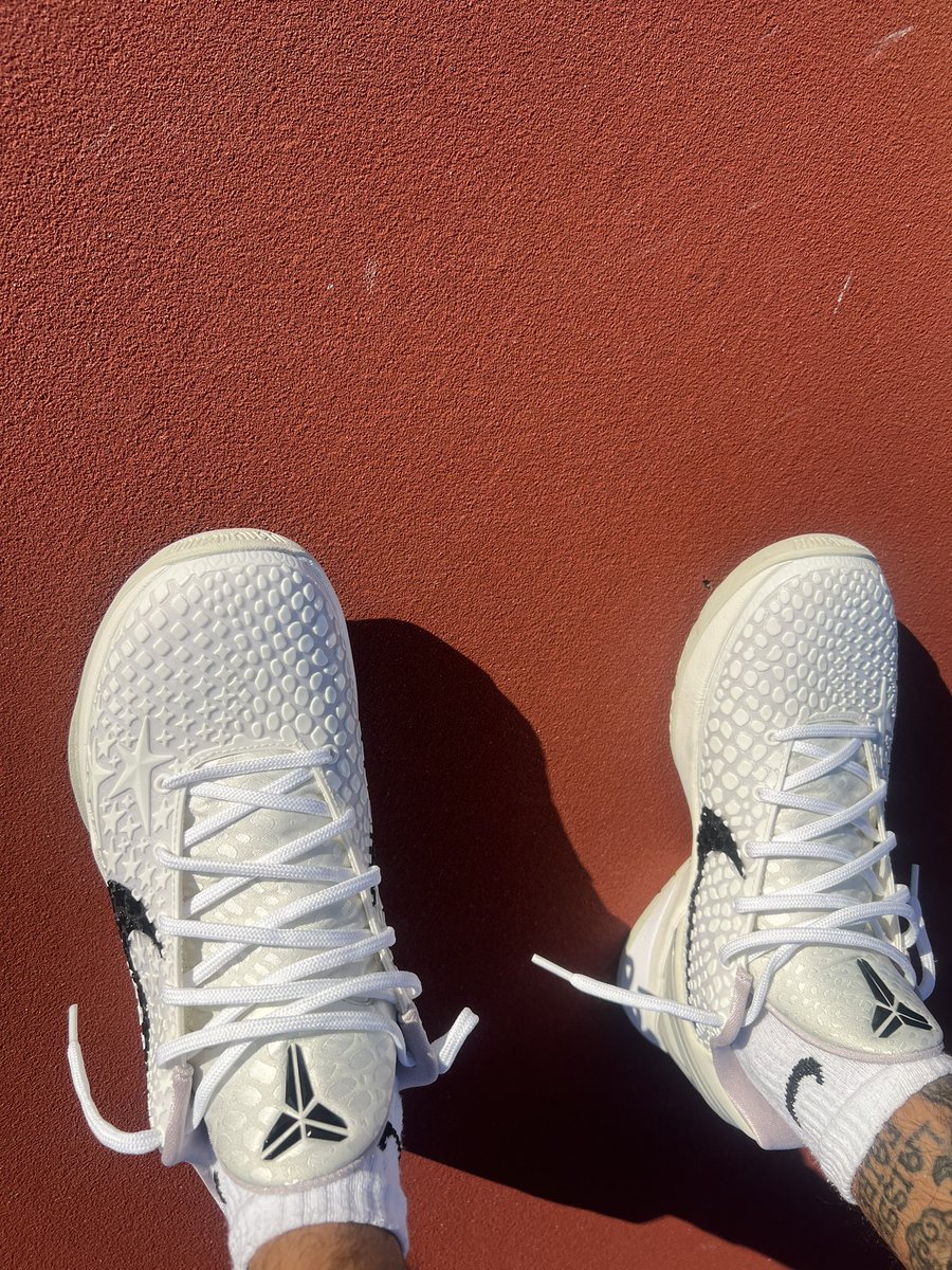 TheLifeofTheDon's tweet photo. @nikestore @Nike as promised these went straight to the pickle ball court 😁 https://t.co/ATUOrZOHu3
