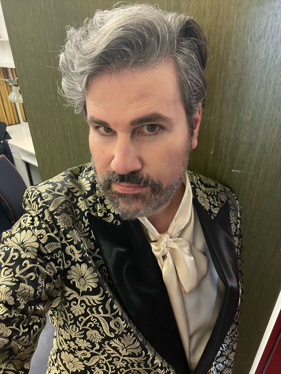 What do you think of Scarpia's character in 𝐓𝐎𝐒𝐂𝐀? Is he a cynical, perfidious, ruthless and unscrupulous man or is he deeply lonely, consumed by a lust that makes him a victim of himself? 
The opening night here at the #Staatstheater #Wiesbaden is just around the corner!