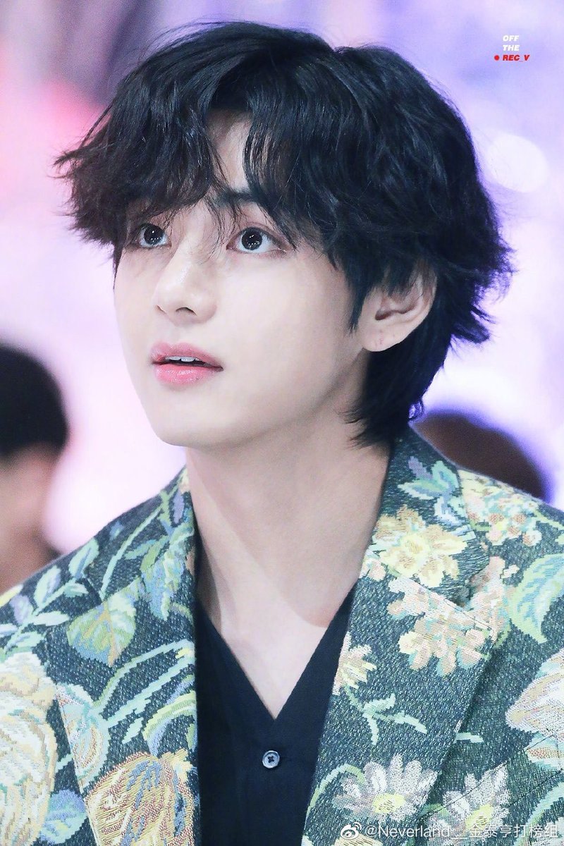 KIMTAEHYUNGBAR_'s tweet photo. Sweet Night 5주년 축하해요🥰

#5YearsWithSweetNight
#태형이가선물한_단밤5주년
V LEGENDARY SWEET NIGHT https://t.co/F70zv37pt1