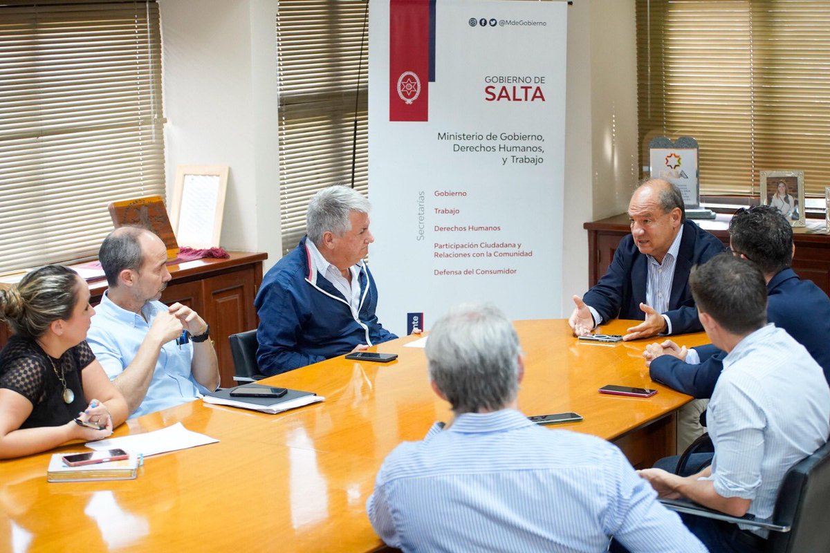 ▶️Salteños podrán capacitarse para acceder a su primer empleo

✅Para ello, el Gobierno y la Cámara de Comercio e Industria firmaron un convenio de colaboración que permitirá fomentar el empleo formal y según los requerimientos del mercado laboral.

t.ly/_XAYG