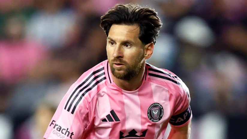 aa9skillz's tweet photo. PSG with and without Messi in UCL is crazy thing think about 🤯

Before messi
2020: Final
2021: Semifinal

Messi joins:
2022: Eliminated in the round of 16
2023: Eliminated in the round of 16

Messi leaves:
2024: Semifinals
2025: Quarterfinals https://t.co/k4Db4AXwxM