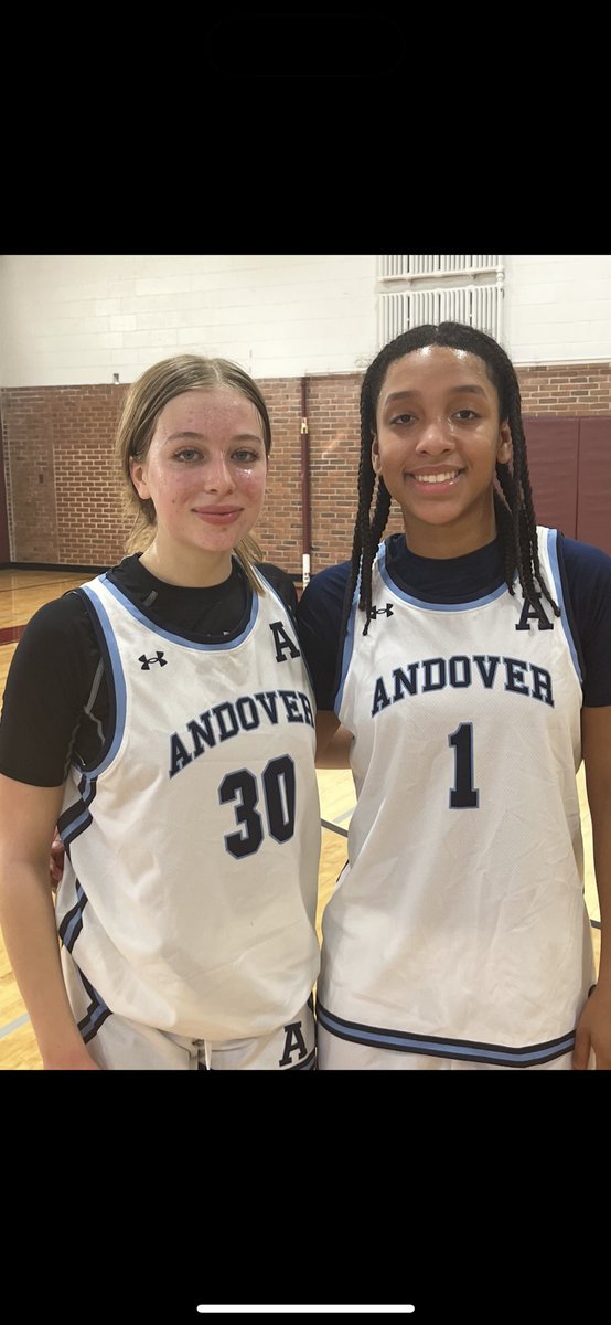 JulesStevenson7's tweet photo. Had a great time competing in the Class A All-Star game representing @PAgirlsbball with @alanirodriguez_ !! Thank you @NEPSGBCA for this opportunity and Loomis for hosting!! 💙🤍 https://t.co/B3euviUgkl