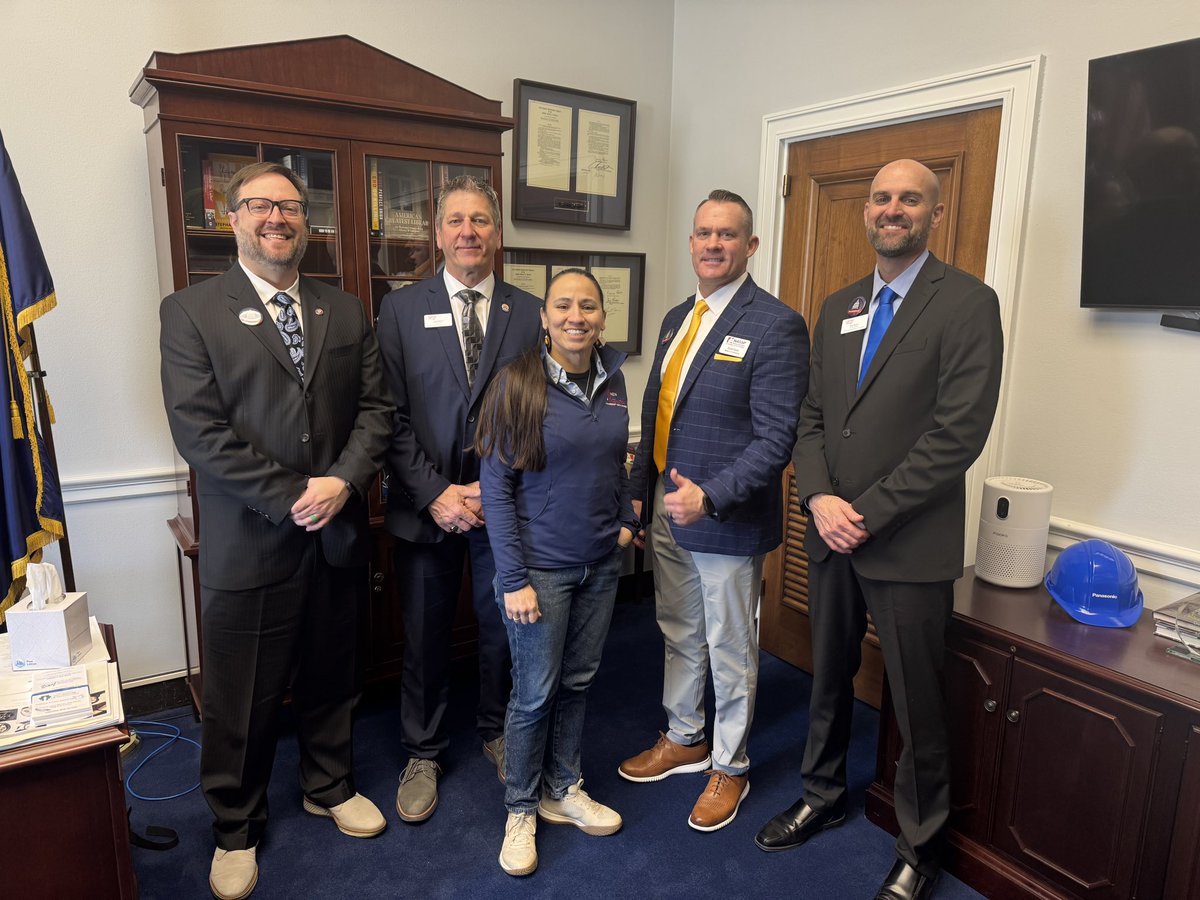 Rick Rivera (@mr_rickrivera) on Twitter photo Thank you @RepShariceDavids, for supporting Kansas educators and students. We appreciate you taking the time to meet with our Kansas principals to discuss education funding and key issues impacting our schools.
<a href="/KSPrincipals/">KSPrincipals</a> <a href="/NASSP/">National Assoc. of Secondary School Principals</a> <a href="/NAESP/">National Assoc. of Elementary School Principals</a> #PrincipalsAdvocate #NSLAC2025 Thank you @RepShariceDavids, for supporting Kansas educators and students. We appreciate you taking the time to meet with our Kansas principals to discuss education funding and key issues impacting our schools.
<a href="/KSPrincipals/">KSPrincipals</a> <a href="/NASSP/">National Assoc. of Secondary School Principals</a> <a href="/NAESP/">National Assoc. of Elementary School Principals</a> #PrincipalsAdvocate #NSLAC2025