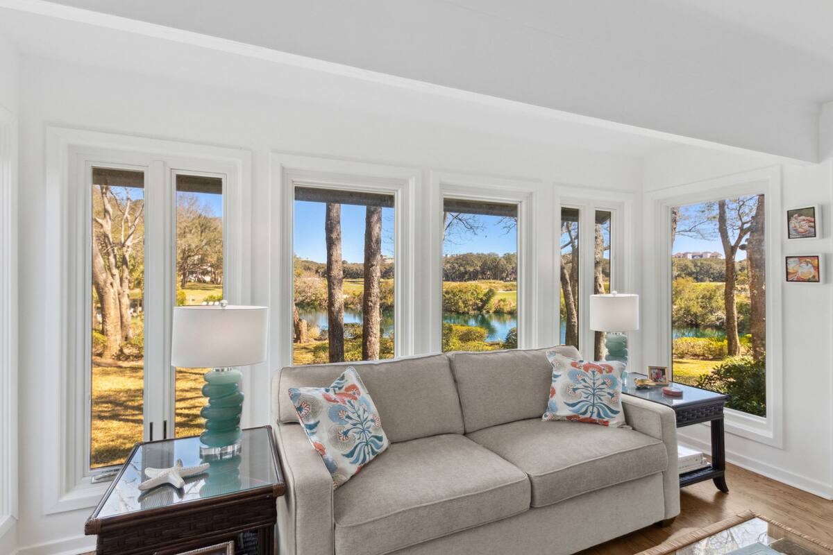 AmeliaPrimeRent's tweet photo. See our collection of #vacation #condos on the website and choose your preferred one. All #vacation #stays have #luxury #amenities and #spacious #bedrooms with king and queen-size beds to give more #comfort.
https://t.co/6JsjmYb1Jg
#AmeliaPrimeCondos #VacationByOwner #travelers https://t.co/dVWxfMe7tO