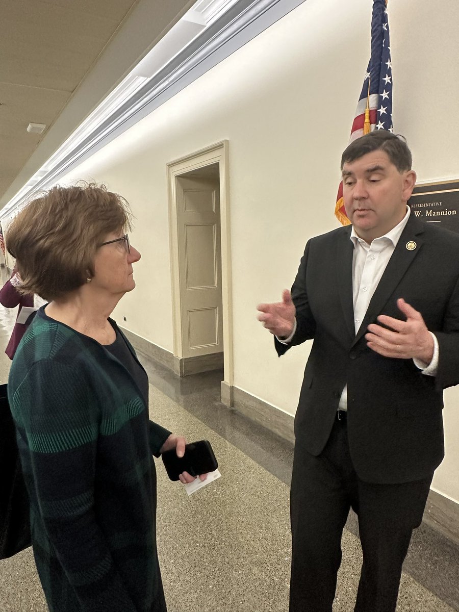 apersad's tweet image. Refreshing collaboration with @JohnMannionNY22, former teacher, who understands that the 525K students with disabilities in NY and the 14.2B (nationwide funding)we need to assist our most vulnerable students in America: IDEA funding is critical. #principalsadvocate @NASSP