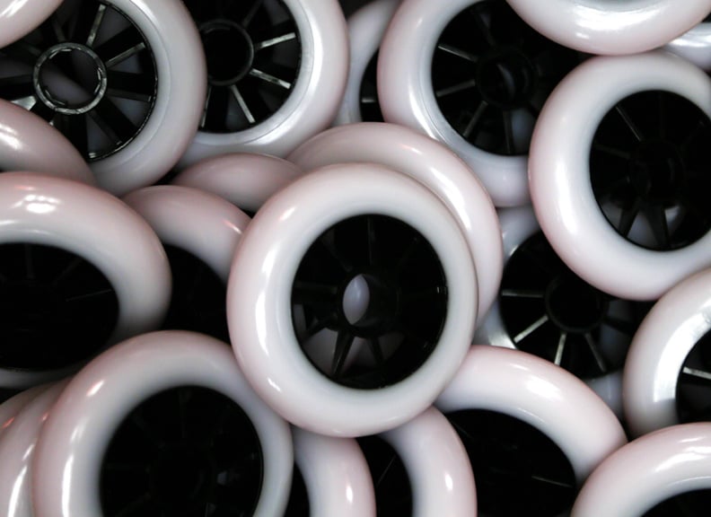 MearthanePC's tweet image. Midweek grind got you stuck? Our custom #polyurethane solutions - wheels, rollers, belts, &amp;amp; more - are built to tackle tough challenges 💥

🤙bit.ly/3XPVLuD Contact us today for a custom solution!

#CustomManufacturing #PrecisionEngineering #ManufacturingSupport