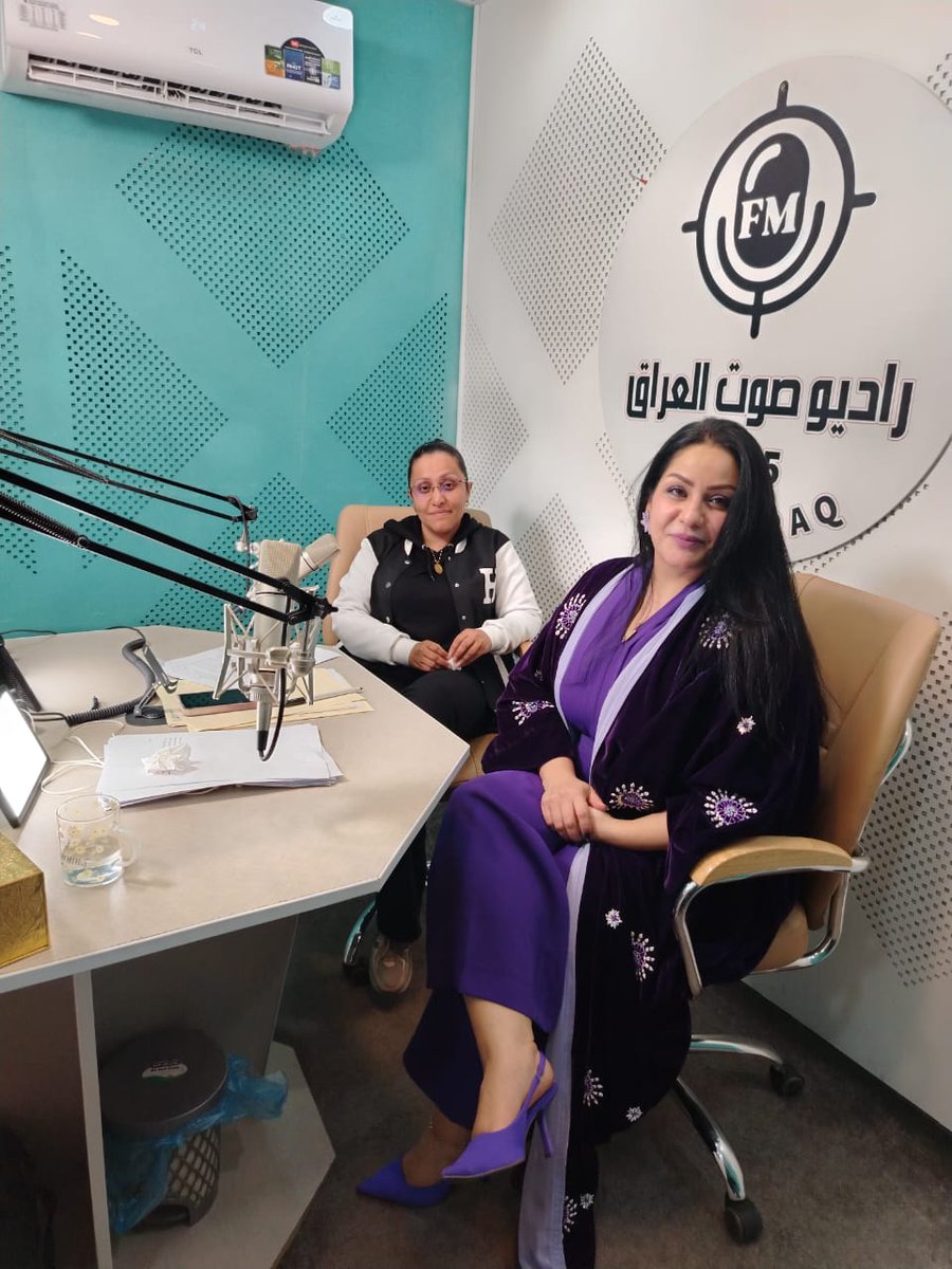 alkaesy79's tweet photo. شكري الموصل للناشطة في  #حقوق_البشرة_السمراء إلست إيناس قيس في برنامج وتر وعن ضياع حقوق هذه الفئة المجتمعية 🩷 https://t.co/gEU6VYiCzk