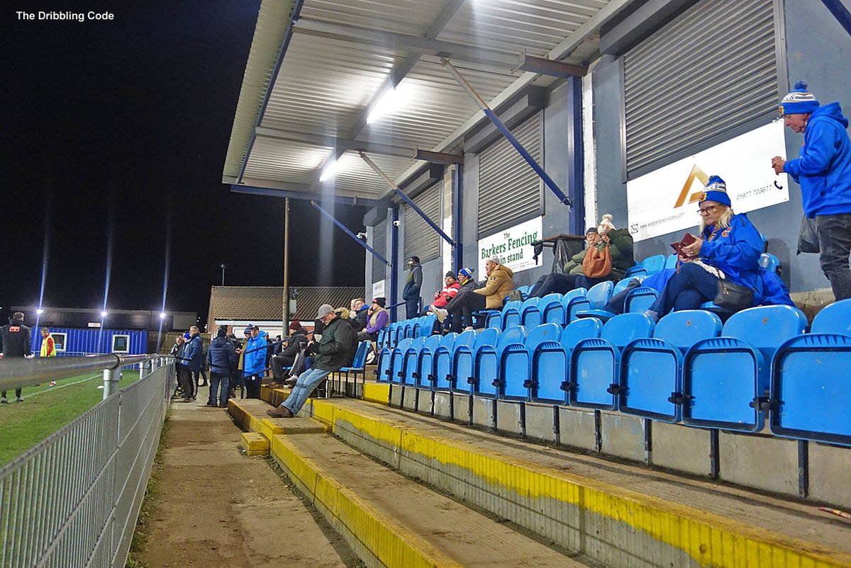 dribblingcode's tweet image. Match photos, @PonteCollsFC v @OssettUnited #1