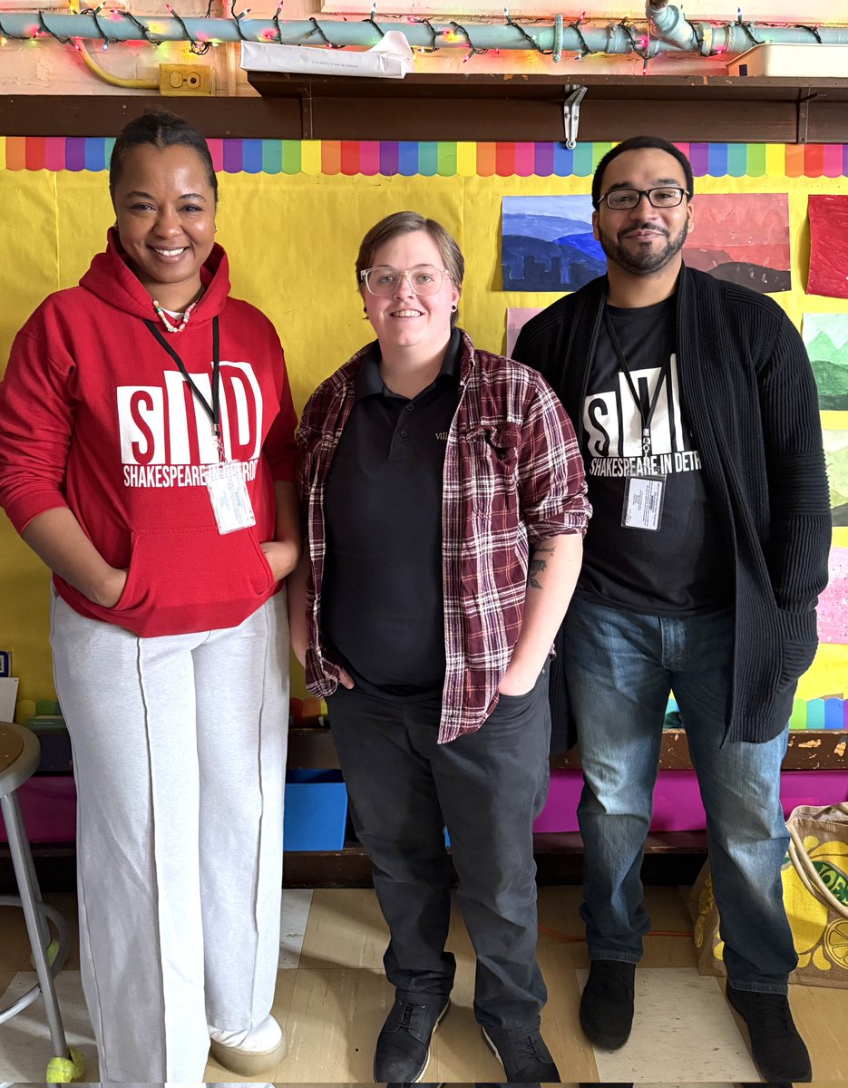 This year marks six years in partnership in Southwest Detroit schools via our STEAM program. It's been an honor to work with excellent educators like Ms. High 👩‍🏫✍️ 

Photos ft. Students and SiD's STEAM Team 📷 

#ShakespeareSTEAM 
#education