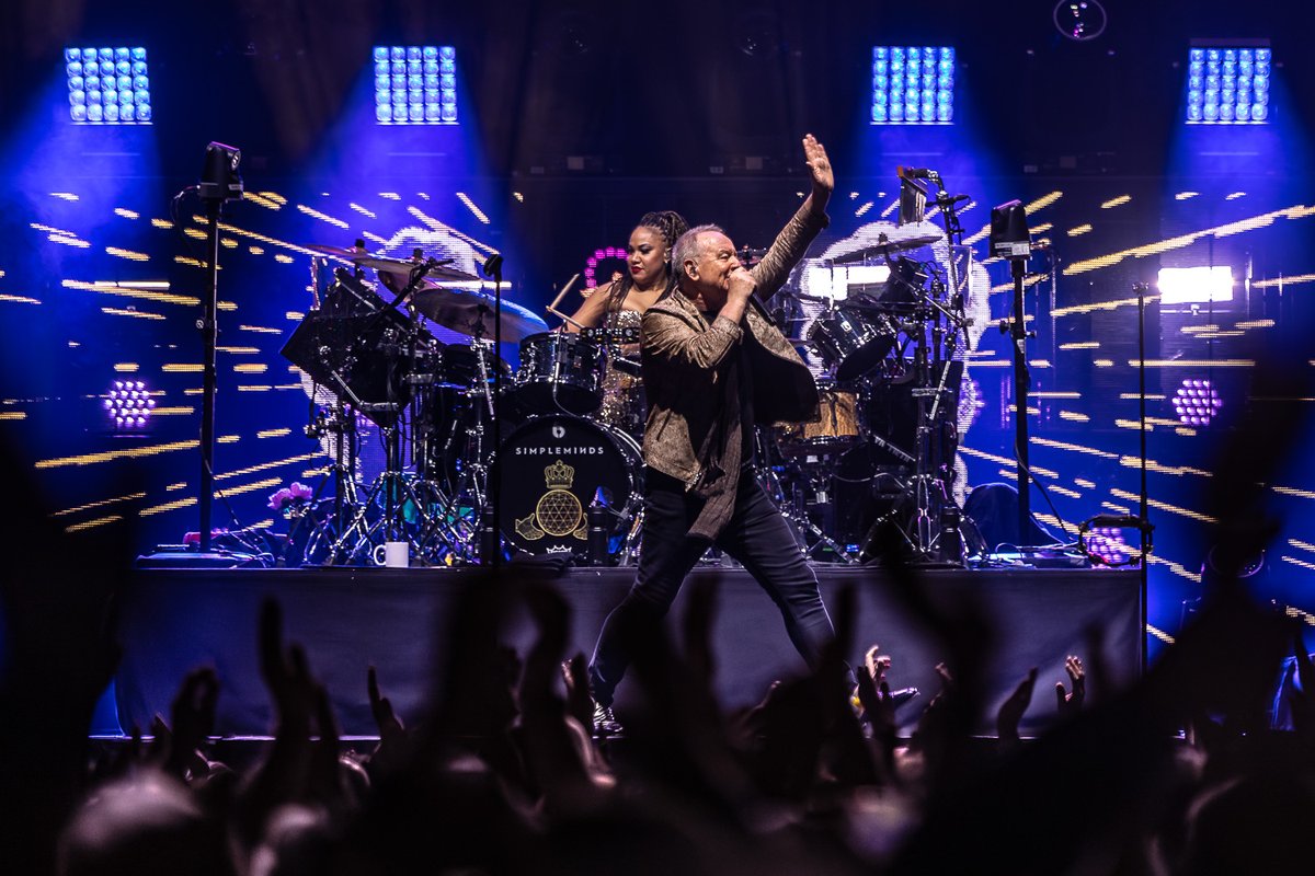 What's your favourite Simple Minds live recording?

This April, the band completes their Live in the City triptych with 'Live in the City of Diamonds'. Pre-order now: SimpleMinds.lnk.to/LiveAlbum

Photo by Thorsten Samesch