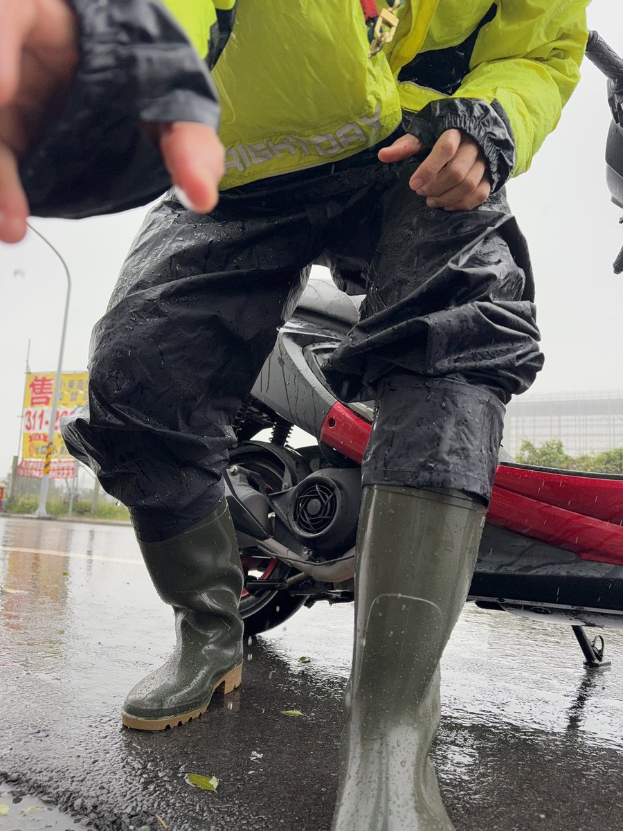 Sins_dog tweet media