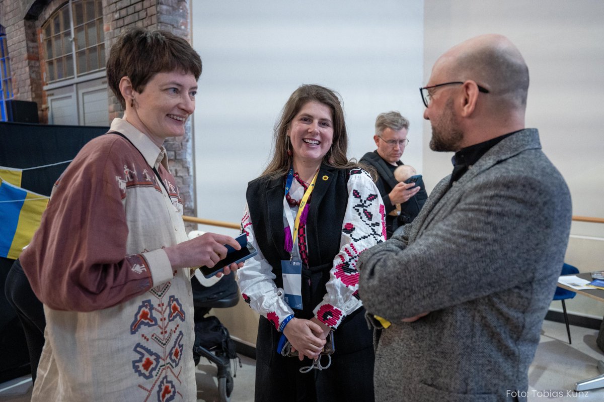 LiberaleModerne's tweet image. 💛💙 Herzlichen Dank an alle Beteiligten – die Organisatoren, an die Gäste und auch an das #LibMod-Team, das unsere Veranstaltungen ermöglicht hat.

Wir hoffen, Euch auf unserer #Ukraine-Konferenz am 21. März begrüßen zu dürfen und freuen uns schon jetzt auf "Café Kyiv" im…