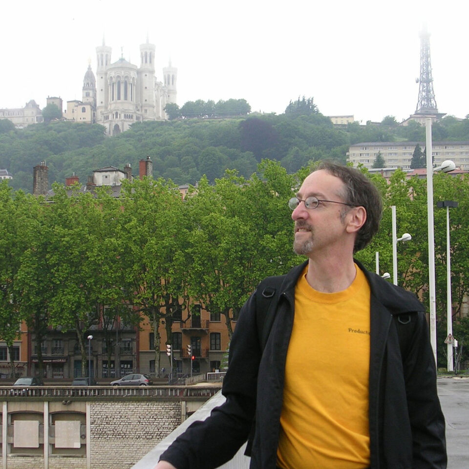 New fund this year! The Jon Cowans Memorial Scholarship provides support to undergrad students majoring in history at RU-Newark and is awarded based on merit and need. Cowans was a History Professor and taught a wide range of popular courses. give.rutgersfoundation.org/jon-cowans/100… #RUGivingDays