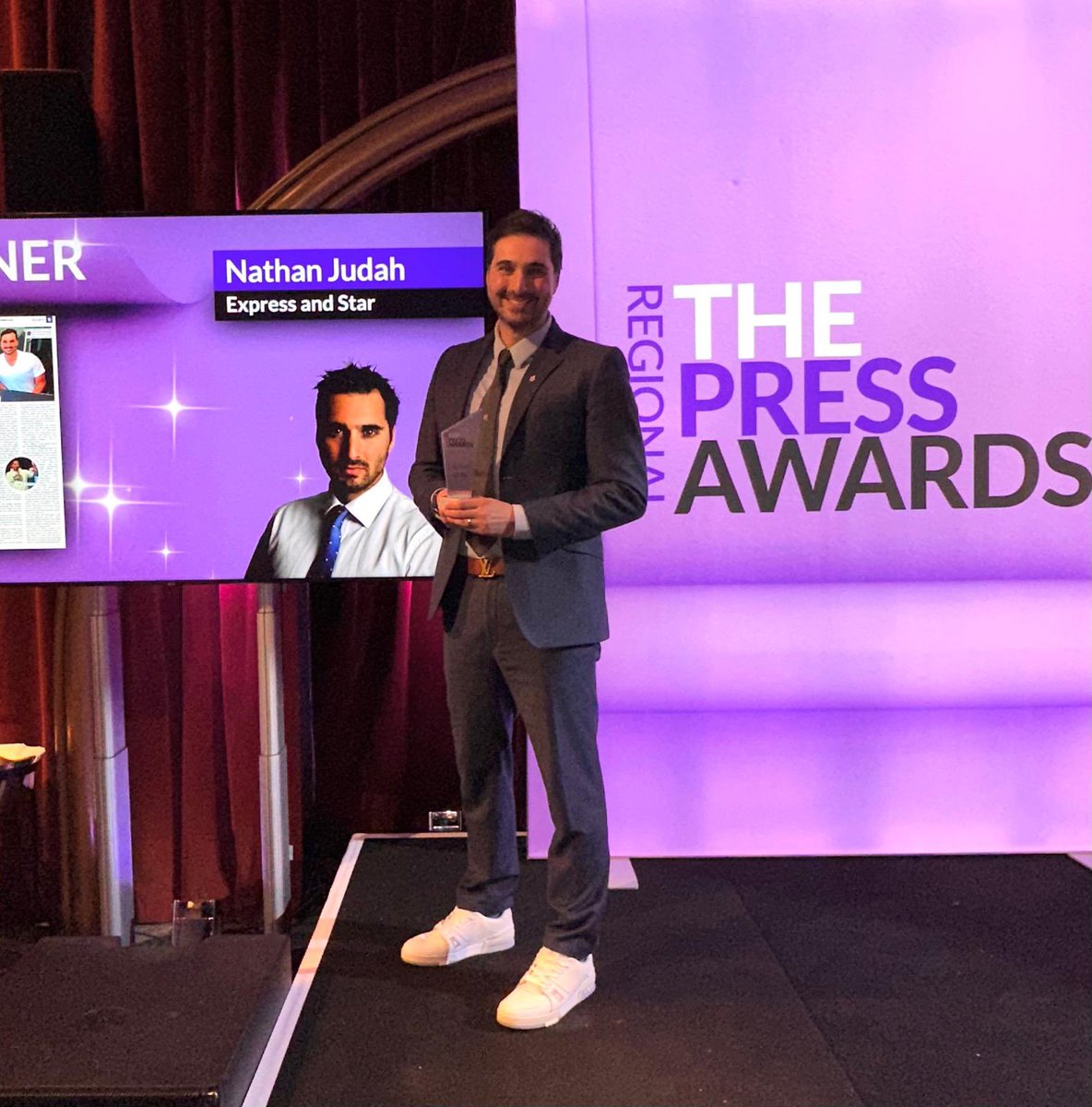 NathanJudah's tweet image. Honoured &amp;amp; privileged to be named Sports Journalist of the Year at the #RegionalPressAwards2025 in London this afternoon! 🏆 

Huge thank-you to the #wwfc peeps for all your support 🤗 💛🖤🐺