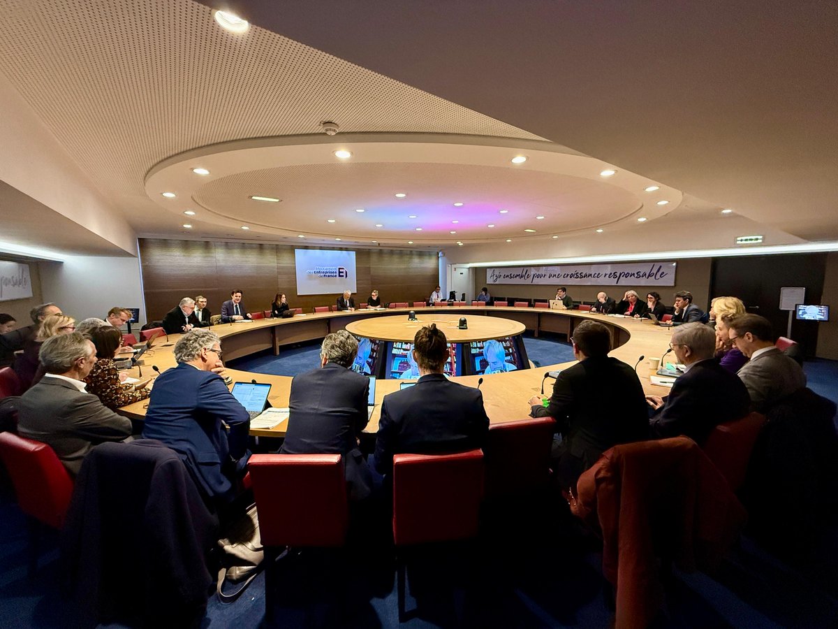 Chocs géopolitiques, avenir de notre modèle social, grandes transitions : chaque jour qui passe justifie un peu plus le rôle de notre Front Économique.

Merci aux co-présidents des Task Force, aux Think tanks et conseillers du #FrontEco qui aux côtés de leurs éminentes