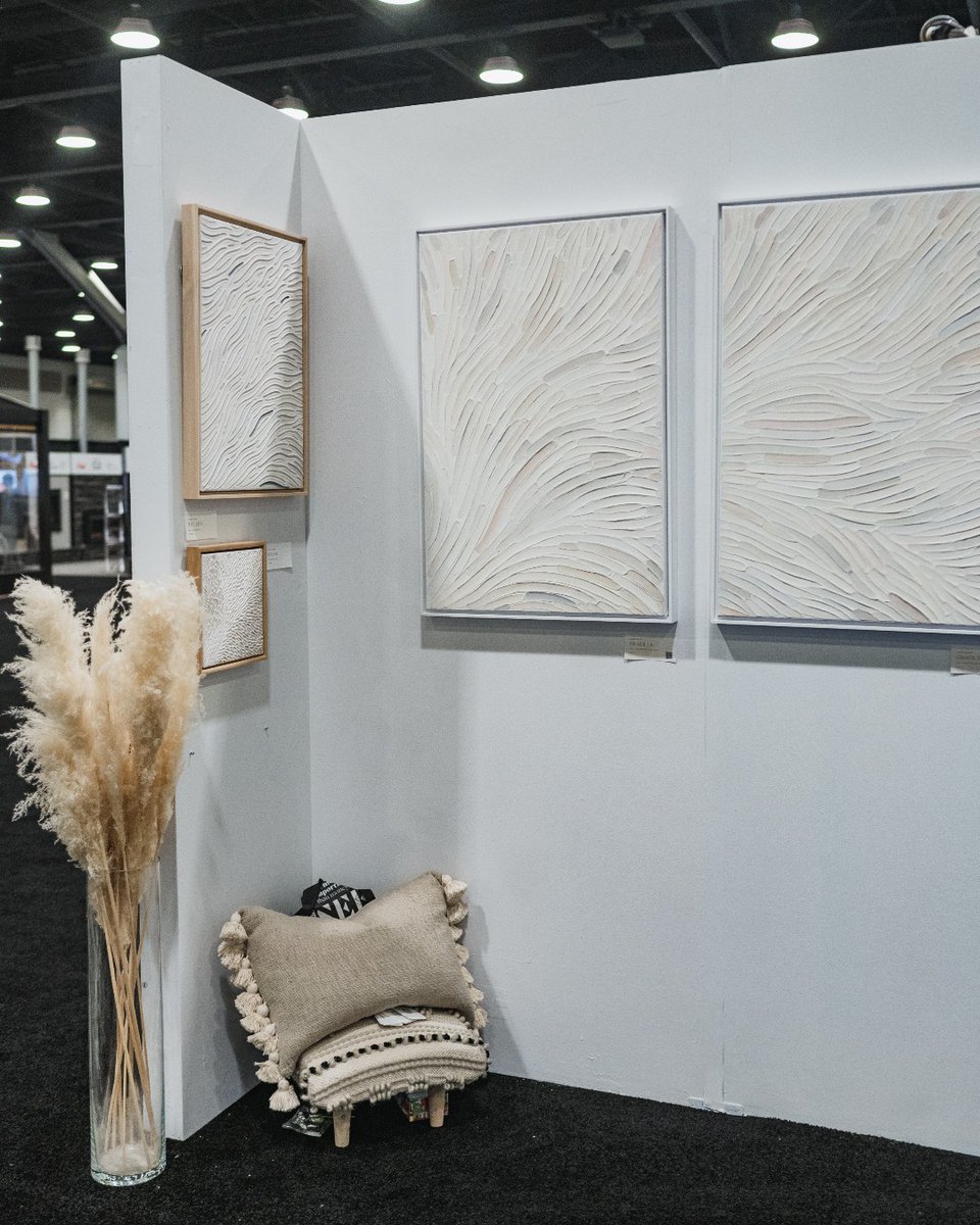 Welcome to M(ART)ket 🎨 Stroll through a curated collection of one-of-a-kind art pieces, featuring original canvases, prints, and photographs by talented local artists, including @DonnaGiraudArt, Johnny Hayward and Chase Teron Photography #VANHomeShow #LocalArt