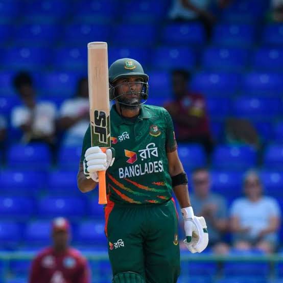 CricIndia91's tweet photo. đ¨ Bangladeshi cricketer Mahmudullah has retired from international cricket.
#Mahamudullah #Bangladesh https://t.co/ouGmSqKf9h