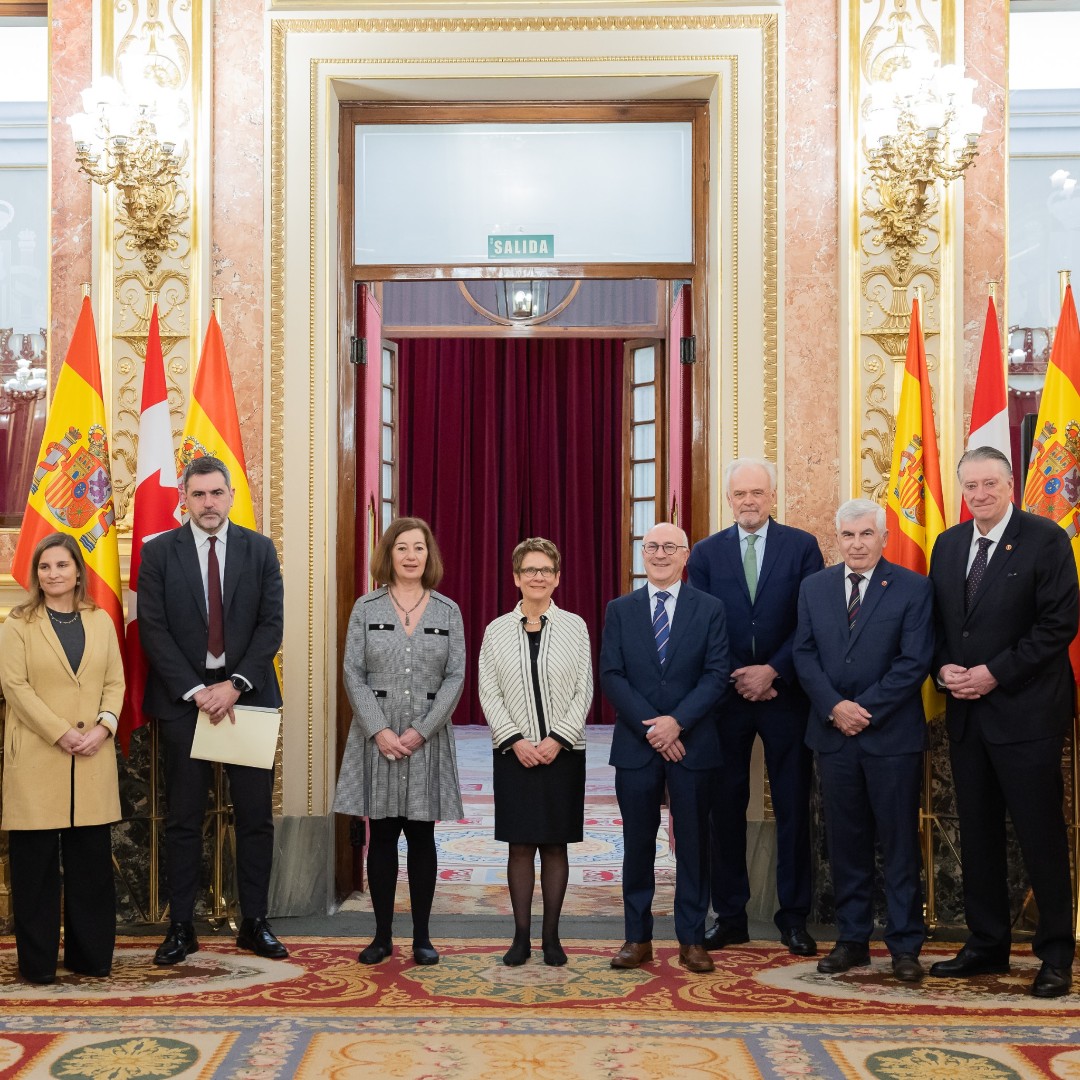 Esta semana, la Presidenta del Senado de Canadá ha encabezado una misión parlamentaria a España. Una oportunidad para reafirmar valores compartidos y nuestro compromiso a trabajar juntos ante retos mundiales. La diplomacia interparlamentaria es más importante que nunca. 🇨🇦🤝🇪🇸