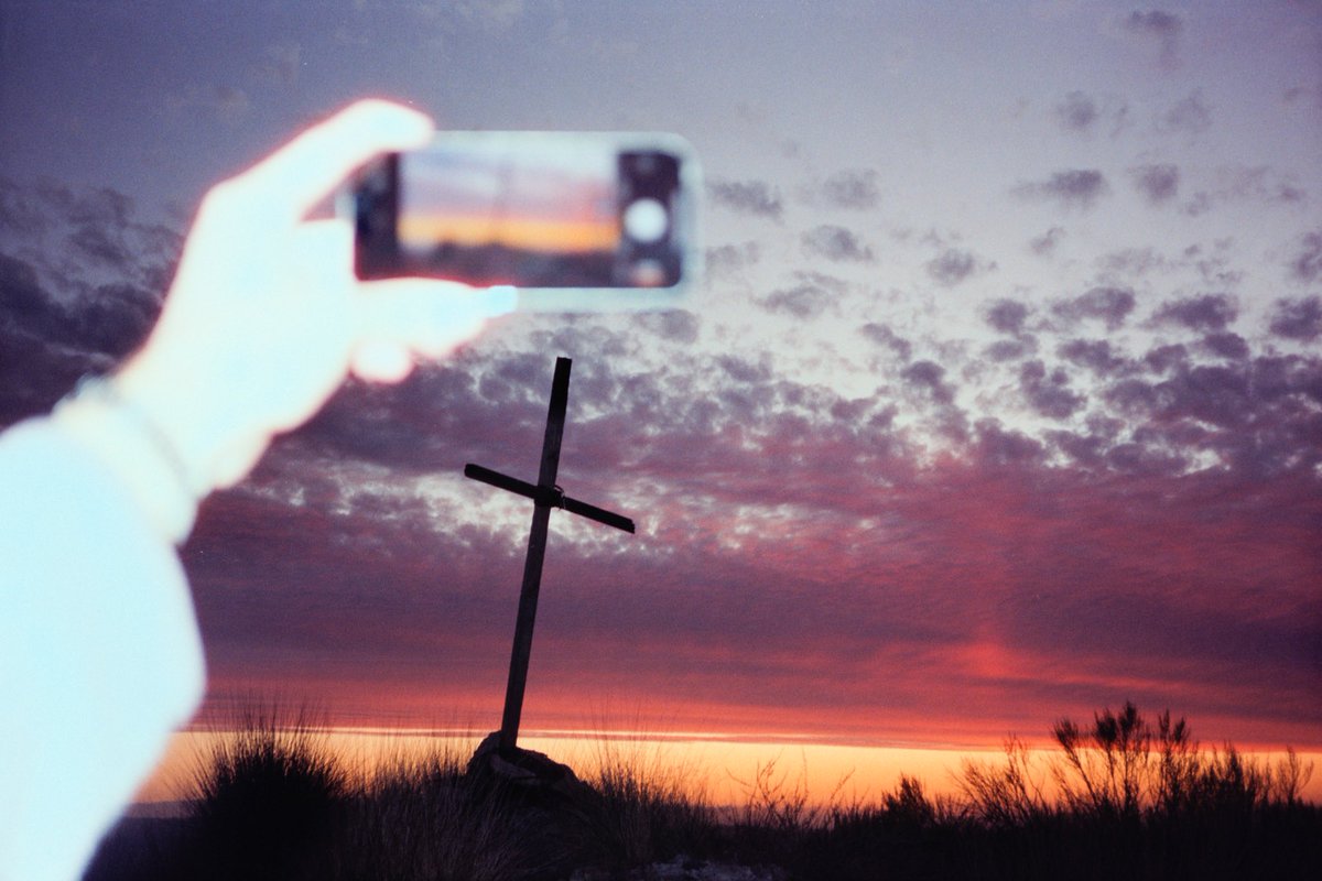 cinestill 400d sunsets &gt;