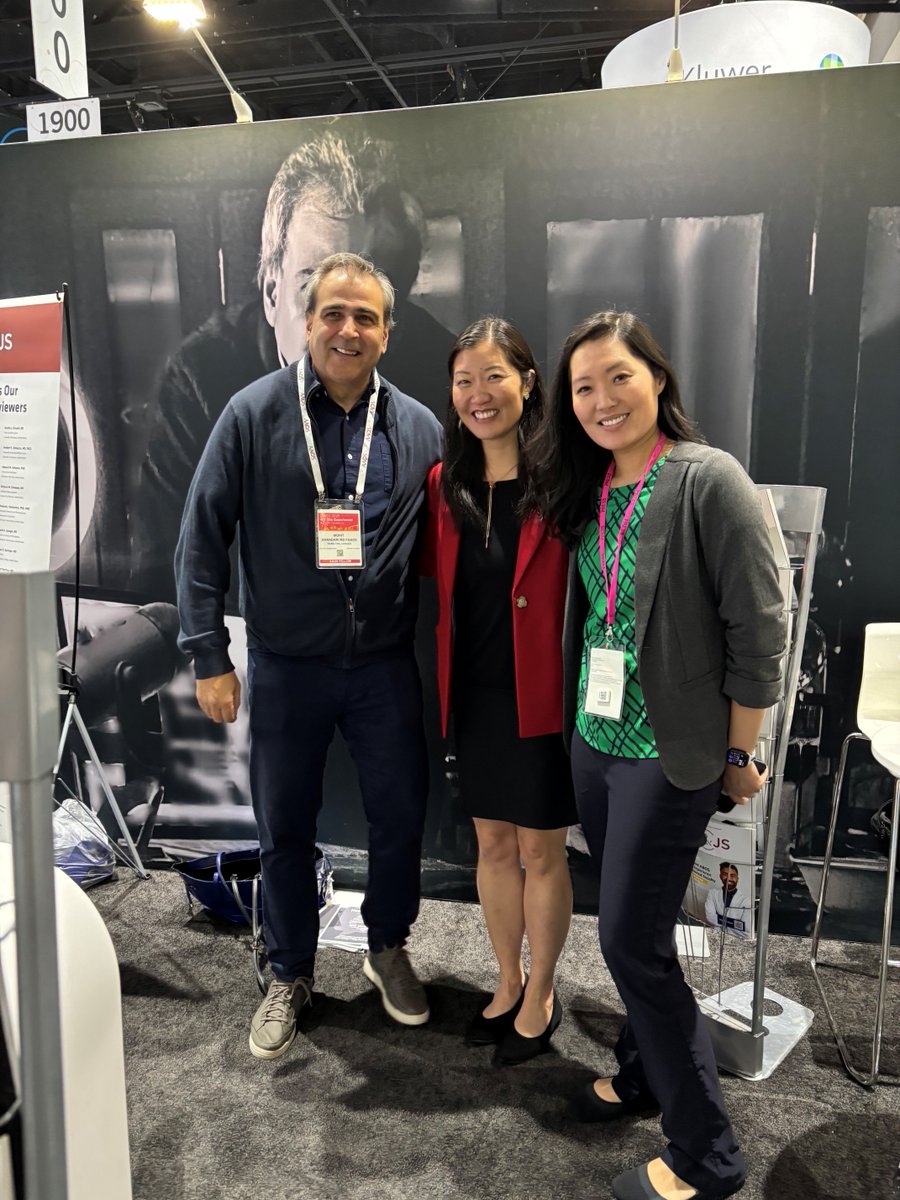 jbjs's tweet image. Come take a picture with our Editor-in-Chief Dr. Mo Bhandari at JBJS booth 2020 #AAOS2025 #AAOS #ortho #jbjs