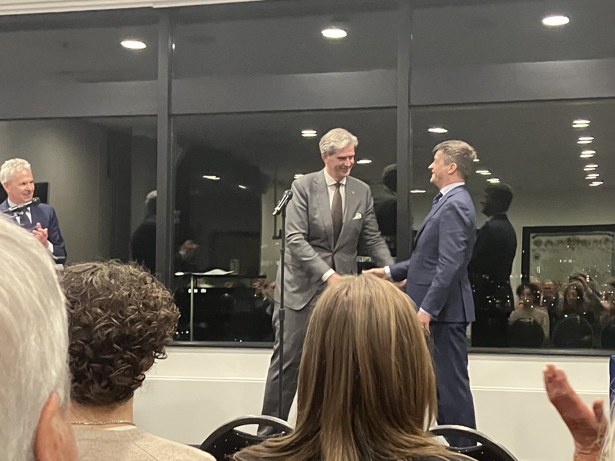 Aanwezig in Rotterdam bij installatie door <a href="/WouterKolff/">Wouter Kolff</a> van <a href="/pvandestadt/">Pieter van de Stadt</a> 
onze nieuwe Dijkgraaf Hoogheemraadschap van Schieland en de Krimpenerwaard <a href="/hhsenk/">Hoogheemraadschap Schieland en de Krimpenerwaard</a> 
Ik kijk uit naar mooie samenwerking op vele vraagstukken/projecten waar onze gemeente en Hoogheemraadschap elkaar treffen.