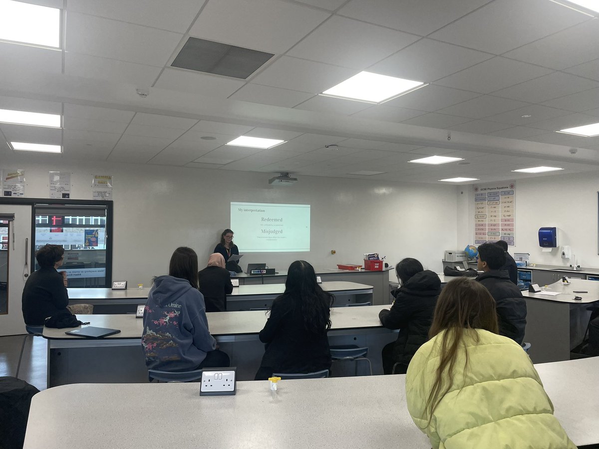 Tuesday’s LATIN Lectures were fantastic. Ruth on Jane Austen’s ‘Emma’ and Sid on Quantum Computing. <a href="/CarlyFlanagan11/">Carly Flanagan</a> <a href="/TheRoyalLatin/">RLS</a>