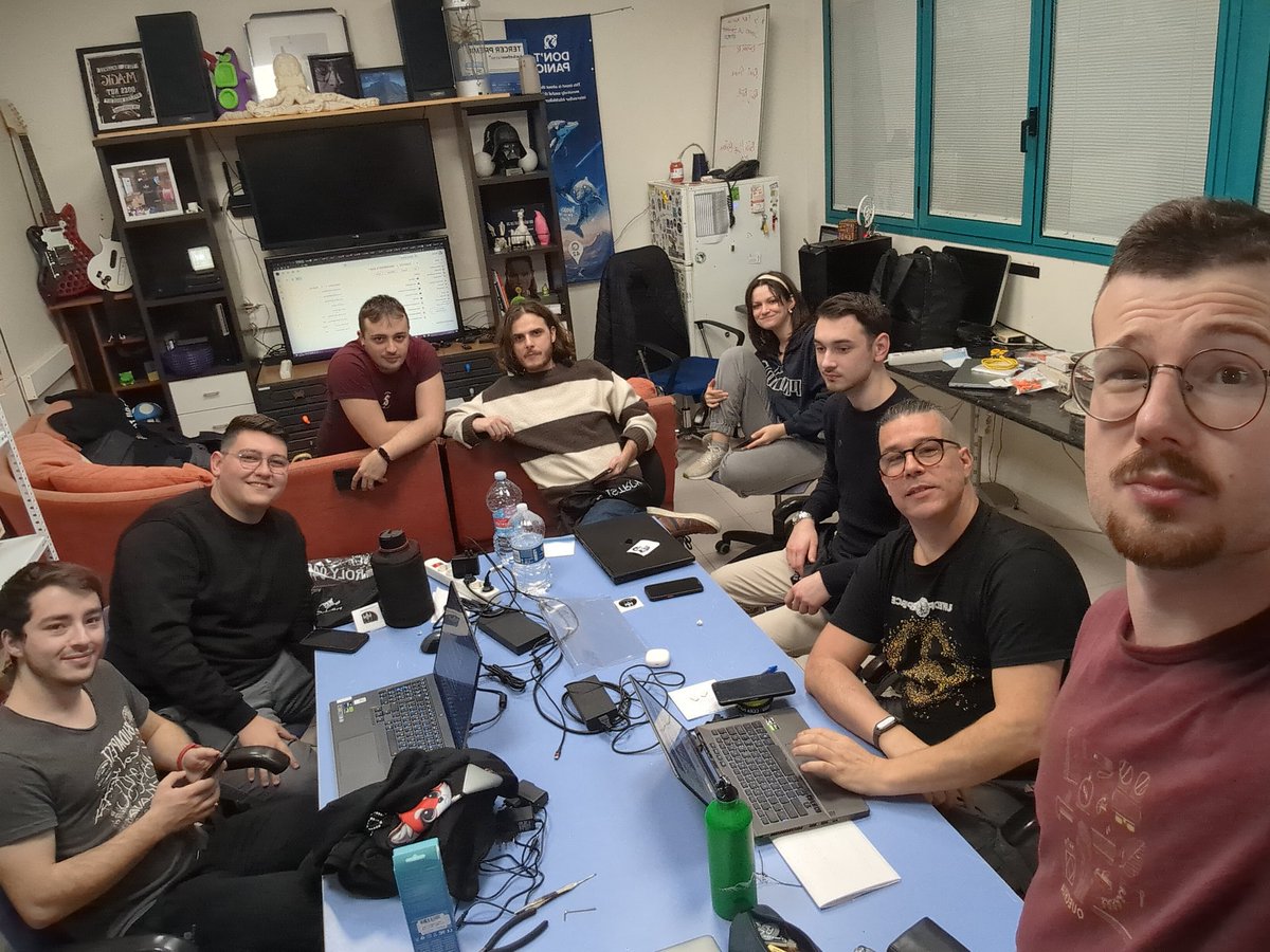 hackCS (@hackcs) on Twitter photo Aquí estamos, el equipo UJIhackCS al completo, ultimando los detalles del viaje a suiza para participar en la competición CTF de <a href="/1ns0mn1h4ck/">Insomni'hack</a>.
Este viaje es posible gracias al programa UJILab Inovació de la cátedra <a href="/cINCREA/">Càtedra INCREA - UJI</a> y con el patrocinio de cátedra Altadia. Aquí estamos, el equipo UJIhackCS al completo, ultimando los detalles del viaje a suiza para participar en la competición CTF de <a href="/1ns0mn1h4ck/">Insomni'hack</a>.
Este viaje es posible gracias al programa UJILab Inovació de la cátedra <a href="/cINCREA/">Càtedra INCREA - UJI</a> y con el patrocinio de cátedra Altadia.