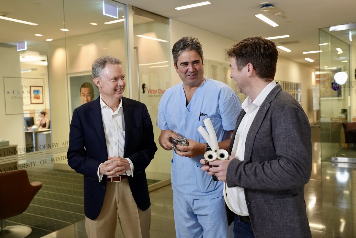 VictorChangInst's tweet image. News of the 1st Aust patient to receive @BiVACOR Total Artificial Heart made headlines around the world and saw media descended on the Institute to talk with Prof Chris Hayward, BiVACOR founder Daniel Timms & @SVHSydney surgeon Paul Jansz.