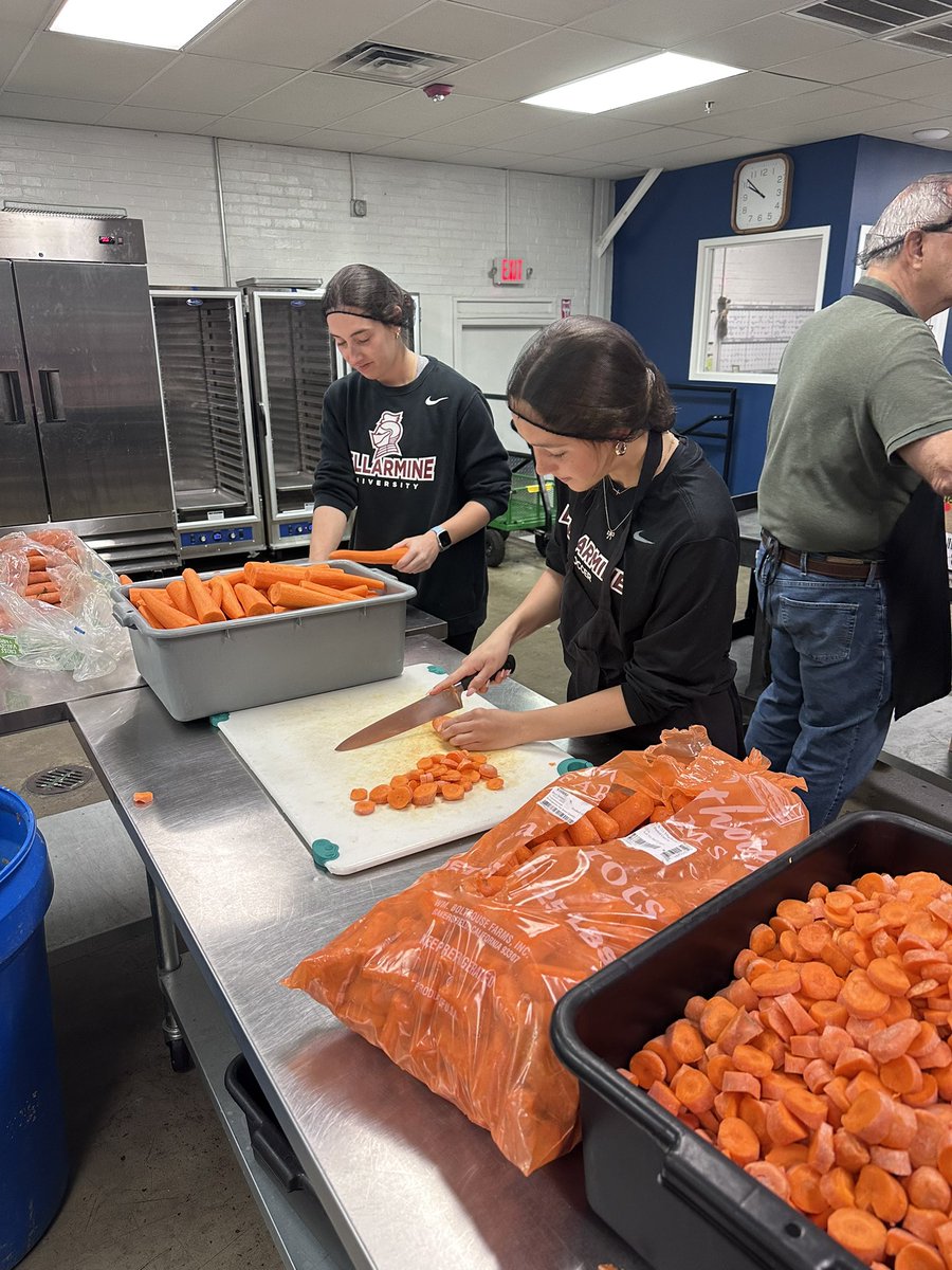 Yesterday, some of our players stepped off the field and into the kitchen with <a href="/feedlouisville/">feedlouisville</a> , helping prep meals for our unhoused and food-insecure neighbors. From chopping veggies to packing meals, they put in the work to make a difference. Huge thanks for all they do!