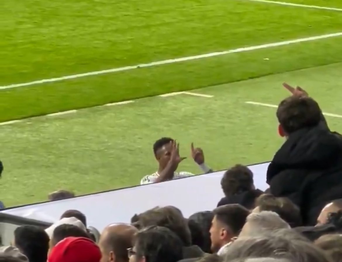 EditionMerengue's tweet image. Vinicius aux supporters de l’Atletico : "On a 15 Ligue des Champions. Vous, zéro." @FabrizioRomano