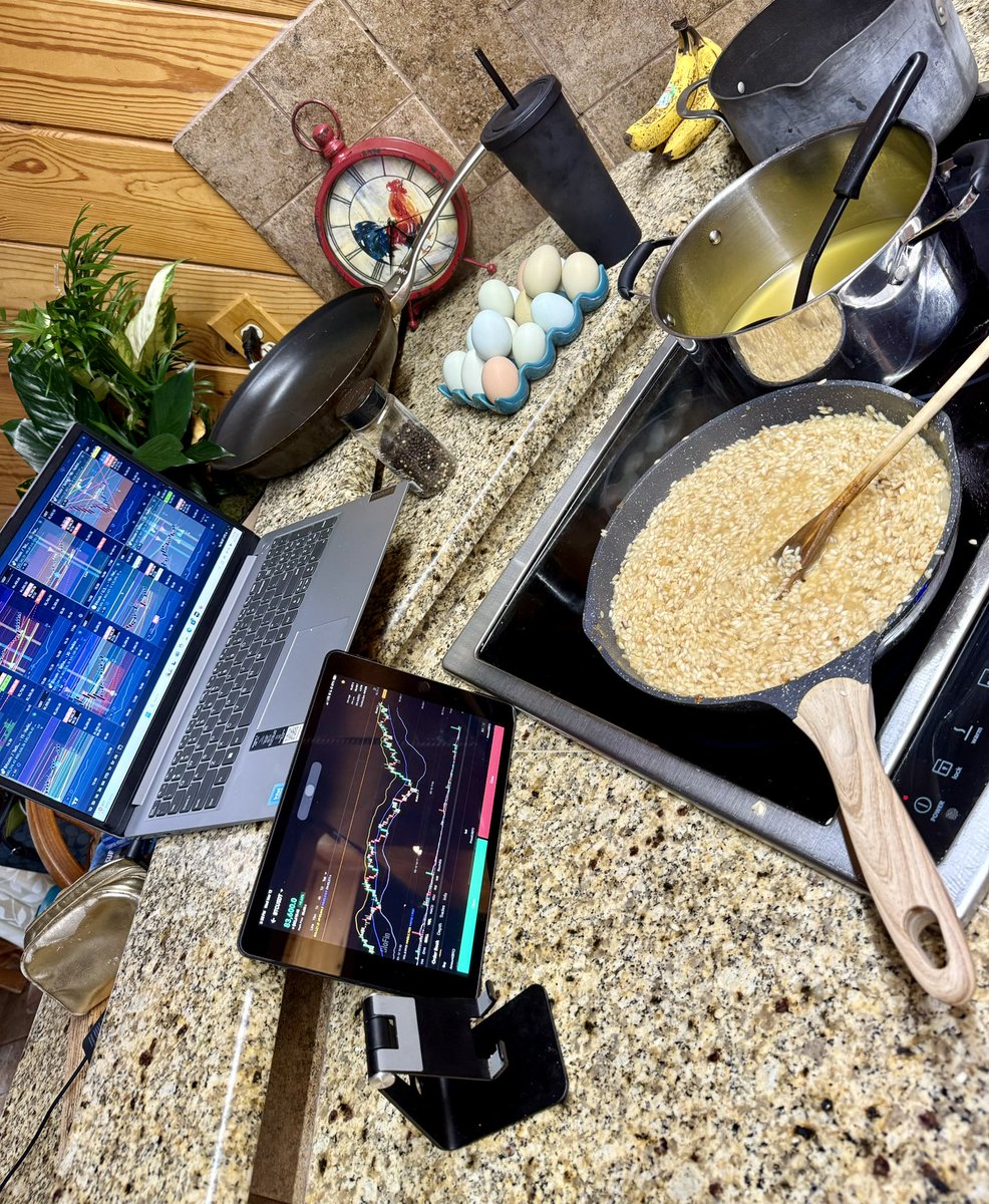 Bones ☠️ tweet media