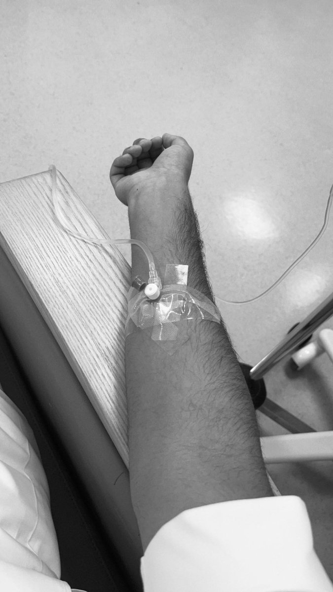 Mkq251's tweet image. قصتي مع كرون…

أهلًا، أنا محمد، واليوم قررت أشارككم أصعب مرحلة مريت فيها بحياتي…
مرحلة غيرتني بالكامل، وخلتني أعيد التفكير في أشياء كثيرة، حتى في أبسط النعم اللي كنت أشوفها «عادية».

قصة عن الألم، والخوف، والصبر… لكن في النهاية، عن الأمل!