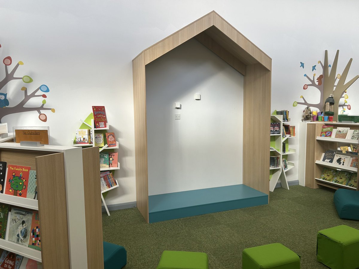 Sophie Hirst tweet media