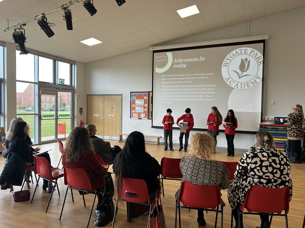 Sophie Hirst tweet media