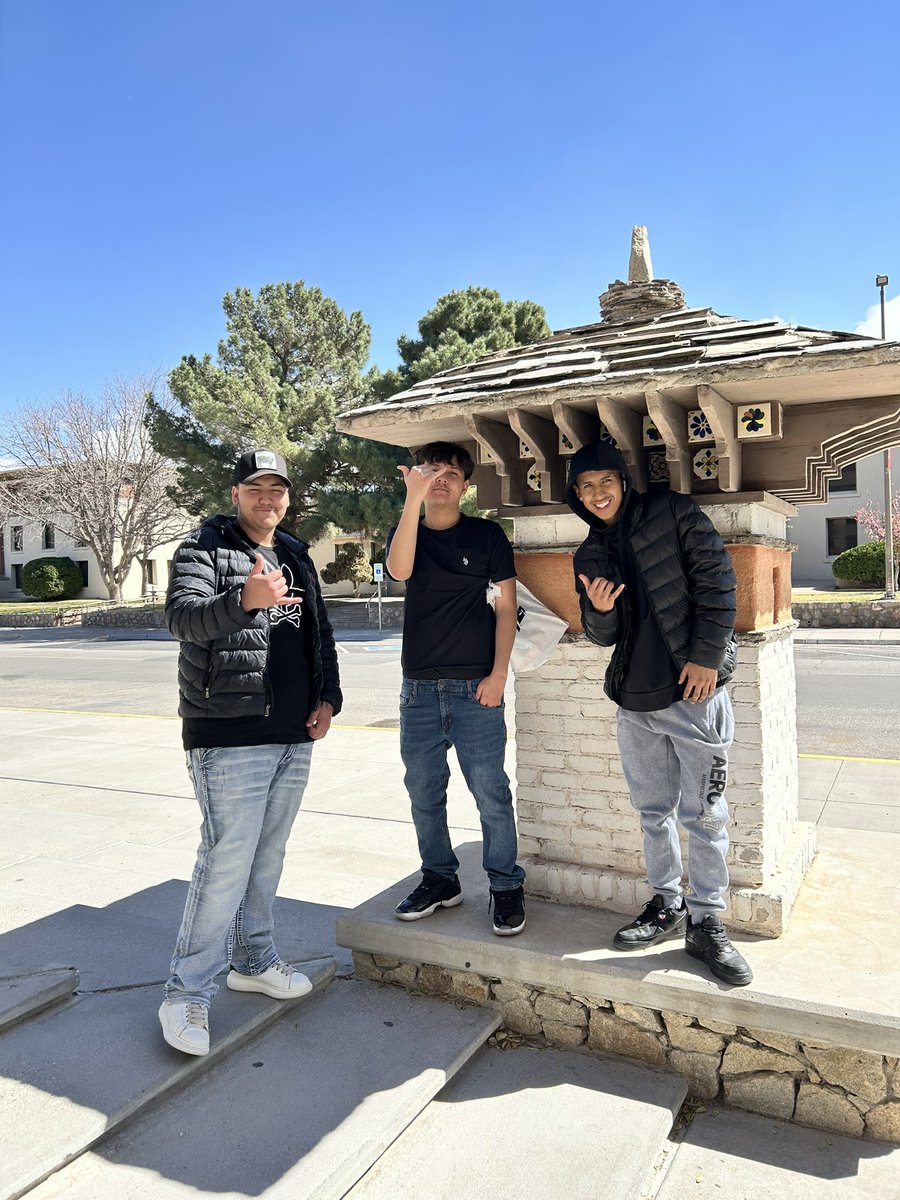 Options High School CIS tweet media