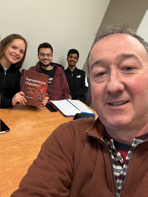 MacGillivray Group (@macgillivrayrg) on Twitter photo Prof. Steed - our class on "Supramolecular Chemistry" is enjoying "Supramolecular Chemistry" by Steed and Atwood!
----
Prof. Steed – Notre classe de "chimie supramoléculaire" apprécie "chimie supramoléculaire" de Steed et Atwood!
<a href="/jonathan_steed/">Jonathan Steed</a>
<a href="/USherbrooke/">Université de Sherbrooke</a> Prof. Steed - our class on "Supramolecular Chemistry" is enjoying "Supramolecular Chemistry" by Steed and Atwood!
----
Prof. Steed – Notre classe de "chimie supramoléculaire" apprécie "chimie supramoléculaire" de Steed et Atwood!
<a href="/jonathan_steed/">Jonathan Steed</a>
<a href="/USherbrooke/">Université de Sherbrooke</a>